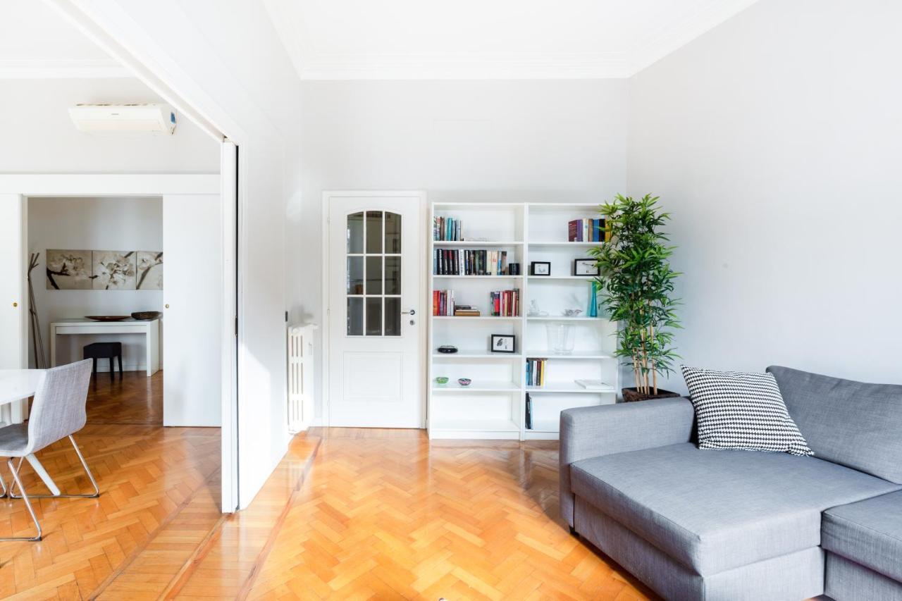 Spacious And Brilliant Apartment In Duomo By Easylife ميلان المظهر الخارجي الصورة