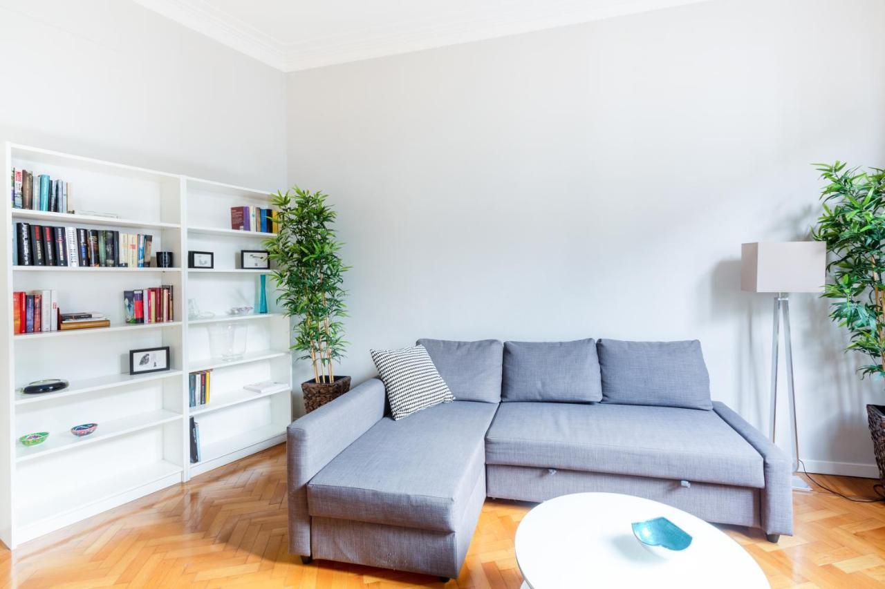 Spacious And Brilliant Apartment In Duomo By Easylife ميلان المظهر الخارجي الصورة